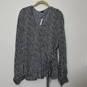 Talbots Women’s Faux Wrap Blouse Size XL  Black White Long Sleeve New